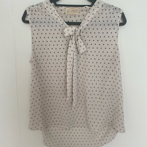Sweet WANDERER printed sleeveless top / blouse in women’s size M - Picture 3 of 7